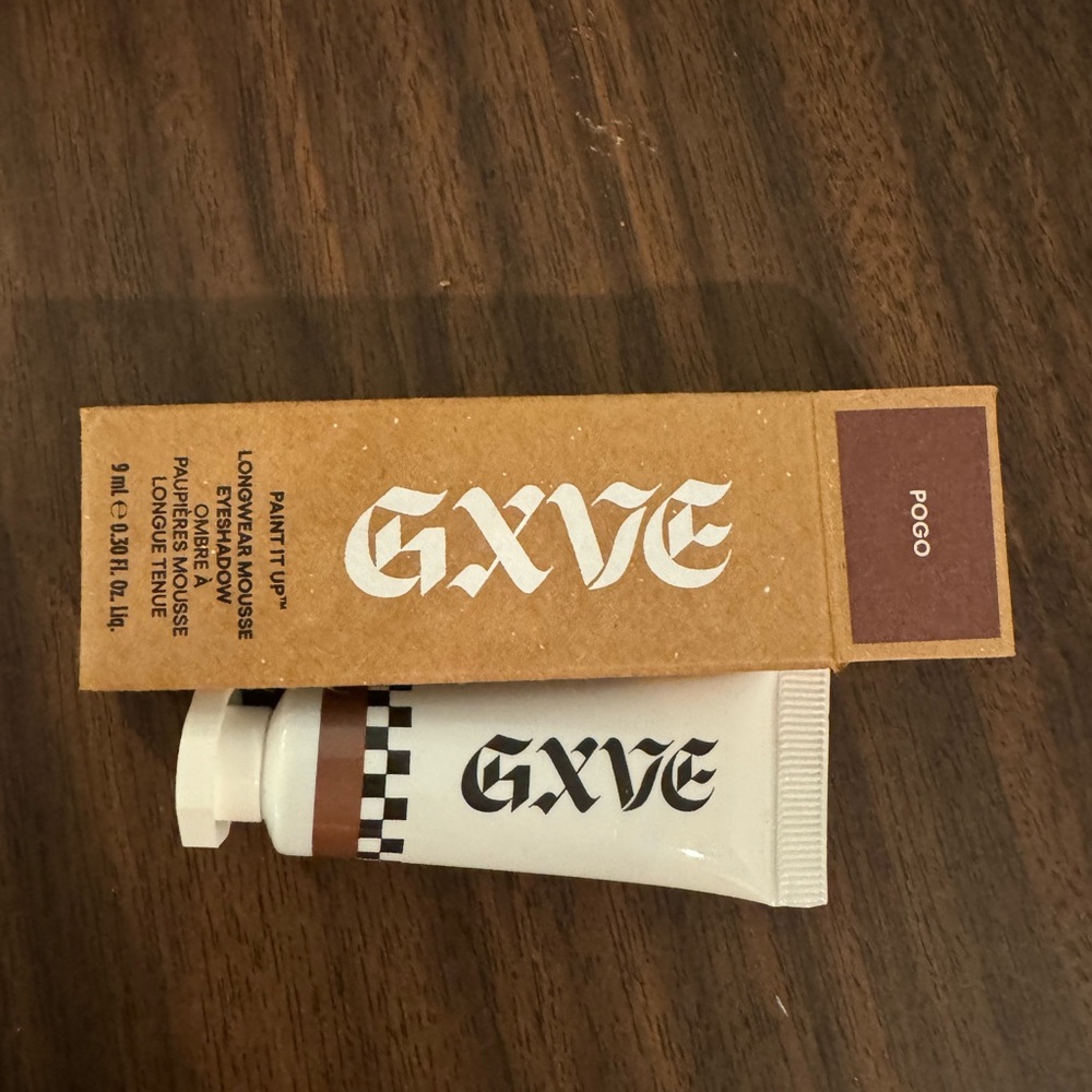 BNIB GXVE Paint It Up eyeshadow